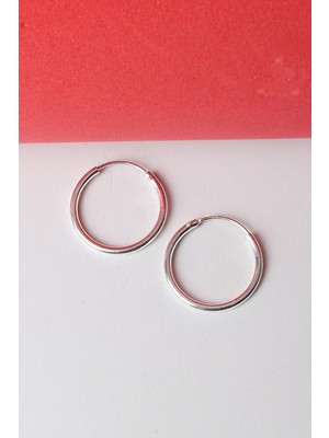 By Barun Halka Küpe Geçmeli 925 Ayar Gümüş Yuvarlak Silver Küpe