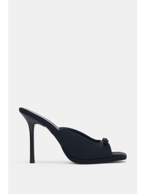 Selin Shoes Meliora Küt Burun Bant Düğüm Aksesuar Topuklu Kadın Terlik- Siyah