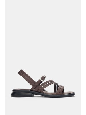 Selin Shoes Bloria Hakiki Deri Arkadan Lastikli Ayarlanabilir Toka Detaylı Kadın Sandalet- Kahverengi
