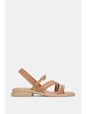 Selin Shoes Bloria Hakiki Deri Arkadan Lastikli Ayarlanabilir Toka Detaylı Kadın Sandalet- Taba