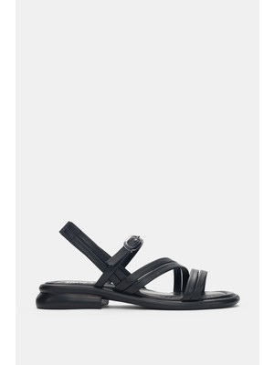 Selin Shoes Bloria Hakiki Deri Arkadan Lastikli Ayarlanabilir Toka Detaylı Kadın Sandalet- Siyah