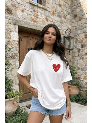 Monila Kadın Premium Kumaş Ekru Kalp Baskılı Oversize T-Shirt