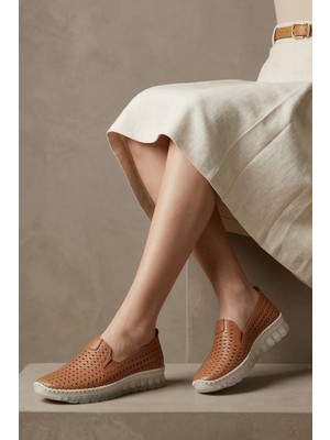 İskarpin Femi Kadın Deri Delikli Ayakkabı 804-14