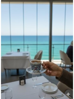 Skygo El Işi Iznik Desenli Türk Kahvesi Fincanı ve Tabak Seti +Seramik Çift Parça Kahve Takımı + Geleneksel Çini Motifli Dekoratif Sunum Fincanı – Misafir Sunumları ve Hediye Seçenekleri Için Özel Tasarım