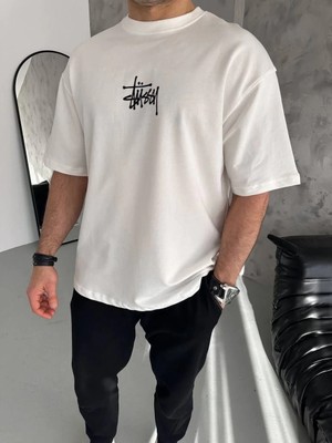 Tarz Yeri Bisiklet Yaka Baskılı Oversize  Kısa Kol T-Shirt - Beyaz