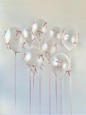 Feyza Design 10 Beyaz Metalik Fiyonklu Balon Seti ve Pembe Fiyonk Kurdeleli Parti Süsü