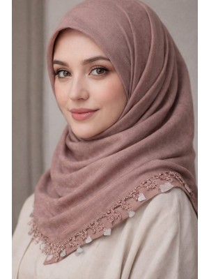 Gigi Giyim Kenarları Desenli Pul Detaylı Tek Renk El Işi Iğne Oyalı Yazma