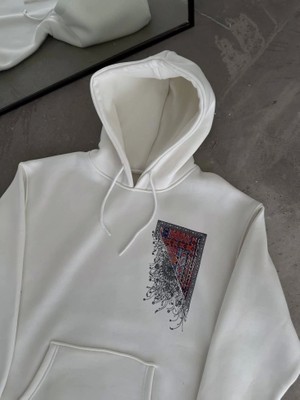 Moda Loris Uzun Kol Kapşonlu Ön ve Arka Baskılı Sweatshirt - Beyaz