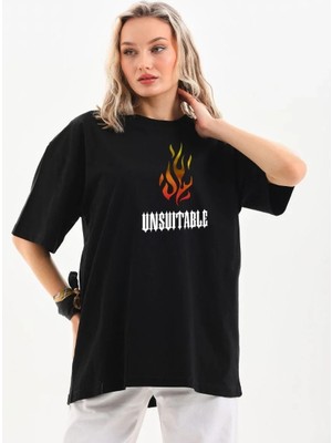 Tarz Yeri Kadın Baskılı T-Shirt Kısa Kol Bisiklet Yaka Oversize Rahat Kalıp Günlük Tişört   - Siyah