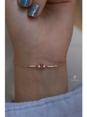 By Barun Beyaz Taşlı Oval Model 925 Ayar Gümüş Bileklik