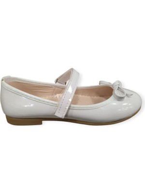 Minican HY-P-4032 Fiyonk Detaylı Kız Çocuk Babet