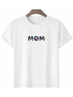 Anneler Gününe Özel Tasarım Mom Çiçek Baskılı T-Shirt - Beyaz
