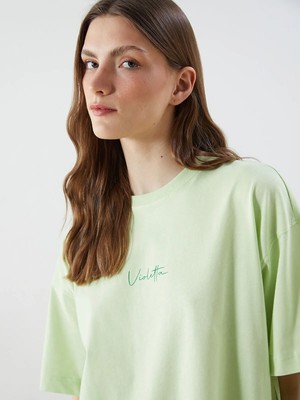 Lc Waikiki Yeni Sezon Bisiklet Yaka Baskılı Oversize Kadın Tişört