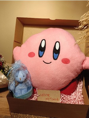 Paganca Kutulu Hediye Seti / Kirby Yastık 30CM, Ayıcık Anahtarlık ve Kalp Şeklinde Tüllü Kutu