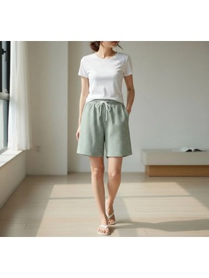Kadın Pötikareli Şort Beli Lastikli Bağcıklı Cepli Kesim Şort - Mint Yeşili