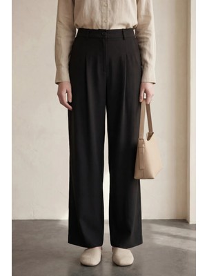 Hiccup Kadın My Fashıon Rahat Pileli Düz Paça Pantolon Siyah