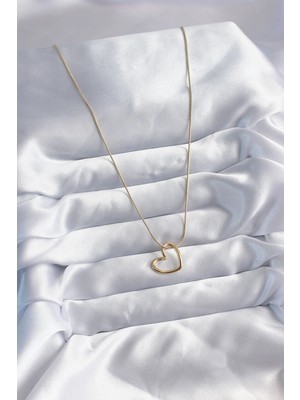 TE Dükkan Buğz 316L Çelik Zincir Gold Renk Kalp Model Kadın Kolye - Buğz