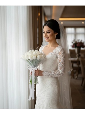 Mtemin Incili Tüllü Islak Lale Gelin Buketi - Lale Gelin Çiçeği - Islak Lale 19 Lale Islak Karbeyaz