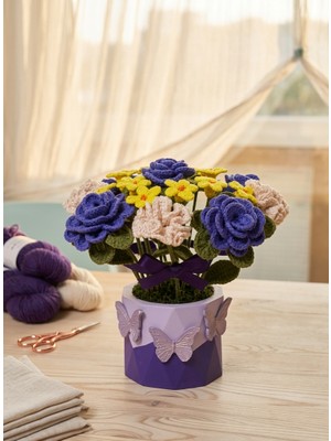 Dalia Viola Mor Güller ve Karışık Çiçek Saksı