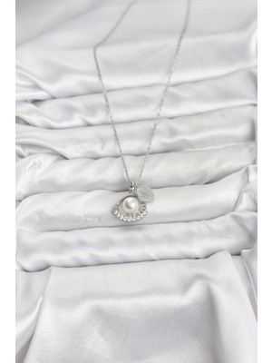 Alvo Store Buğz 316L Çelik Zincir Gümüş Renk Incili Deniz Kabuğu Model Zirkon Taşlı Kadın Kolye - Buğz