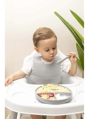 Alvo Store Buğz Gri 3’lü Silikon Yemek Seti – Önlük + Diş Kaşıyıcılı Kaşık + Vakumlu Tabak
