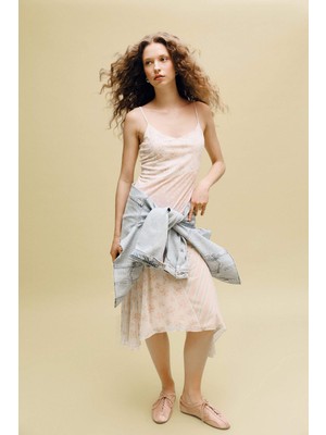 DeFacto Asimetrik Renk Bloklu Tül Askılı Midi Elbise H0809AX26SP