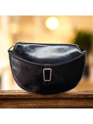 Valvic Hakiki Deri Yarım Ay Şık Postacı Çanta