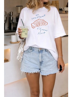 Monila Kadın Premium Kumaş Ekru Kruvasan Baskılı Oversize T-Shirt