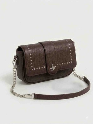 Jaseco Zımba Detaylı Zincir Askılı Kapaklı Omuz ve Crossbody Çanta