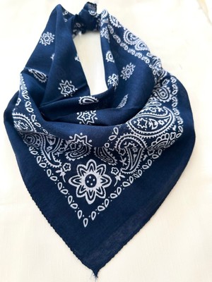 ALS Tasarım Dünyası Lacivert Renk  Zemin Içi Beyaz Desenli %100 Koton Bandana