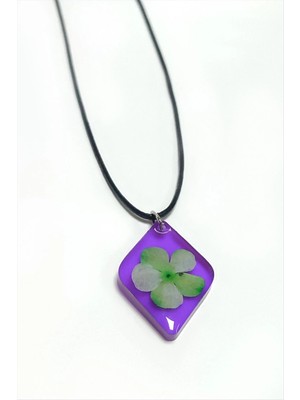 İsmiyle Al Kartopu Çiçeği Baklava Dilimli Epoksi Kolye