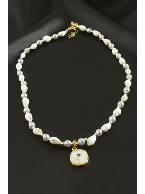 İsmiyle Al Çiçek Deniz Kabuğu Inci Mineli Kolye