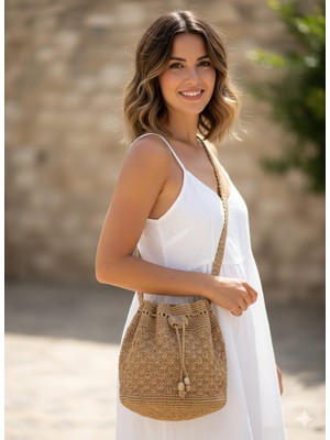 Akfecan Kağıt Ipten El Örgüsü Büzgülü Kadın Omuz Çantası