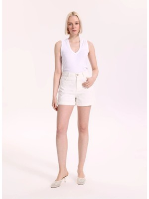 Fabrika Beyaz Kadın Relaxed Armürlü Denim Şort F6SL-SHT0273