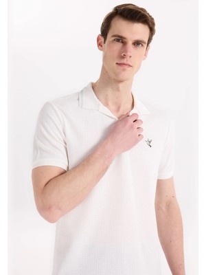 Fabrika Beyaz Erkek Slim Fit Jakarlı Polo T-Shirt F6SM-TST 2068