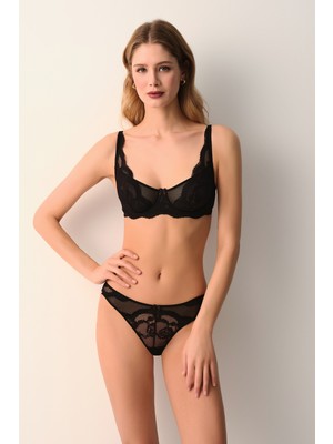 Suwen Vivienne Dantelli Brazilian String Külot