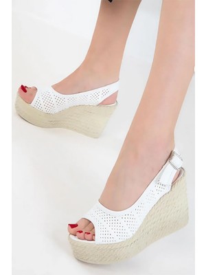Celira Bluefeet Beyaz Kadın Dolgu Topuklu Ayakkabı