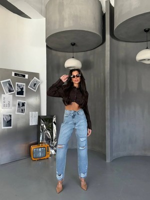 Herton Yüksek Bel Mom Fit Jean Pantolon %100 Pamuk Yırtık Detaylı Açık Mavi  Kadın Kot