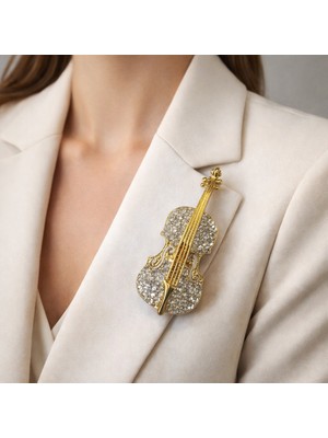 Herşey Nota Altın Renk Taşlı Keman Figürlü Metal Broş – Müzik Temalı Ceket Çanta Aksesuarı