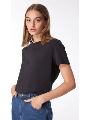 Denim Trip Bisiklet Yaka Siyah Kadın T-Shirt DT10751