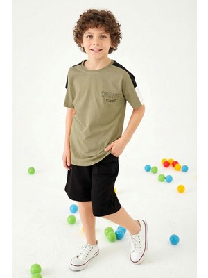 Perendi Choices Baskılı Kol Garnili Erkek Çocuk Şortlu Takım