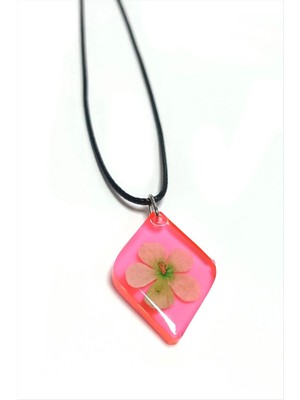 Hobilinka Kartopu Çiçeği Baklava Dilimli Epoksi Kolye