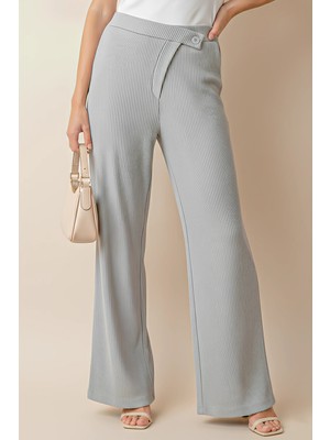 BS Hood x Nurbeli Kadın Asimetrik Kapama Pliseli Esnek Palazzo Pantolon