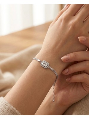 Stil Jewel Zeta Jewel 925 Ayar Gümüş Baget Taşlı Kadın Bileklik - Zarif Pırlanta Model Şık Tasarım
