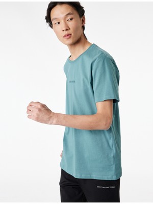 Koton Kısa Kollu Regular Fit Bisiklet Yaka Pamuklu Baskılı Spor Tişört