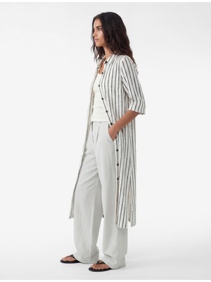 Koton Kısa Kollu Gömlek Yaka Düğmeli Çizgili Pul Payet Işlemeli Uzun Kroşe Hırka