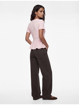 Koton Slim Fit Bisiklet Yaka Kısa Kollu Dokulu Peplum Bluz