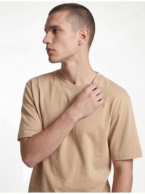 Koton Regular Fit Kısa Kollu Pamuklu Bisiklet Yaka Tişört