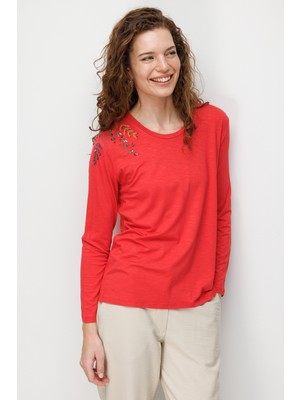Desen Triko Kadın Sıfır Yaka Omuzu Nakış Işlemeli Penye Bluz Mercan