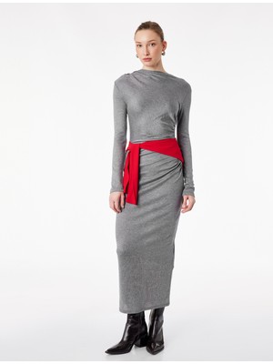 Koton Slim Fit Uzun Kollu Yuvarlak Yaka Drapeli Kalem Midi Elbise